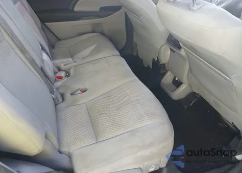 2016 Toyota Highlander Le V6 из США, поврежденный, VIN 5TDZKRFHXGS184566